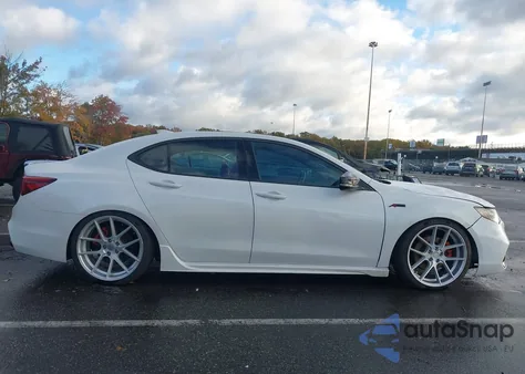 2019 Acura Tlx Tech A-Spec Pkgs z USA, uszkodzony, nr VIN 19UUB1F6XKA005282